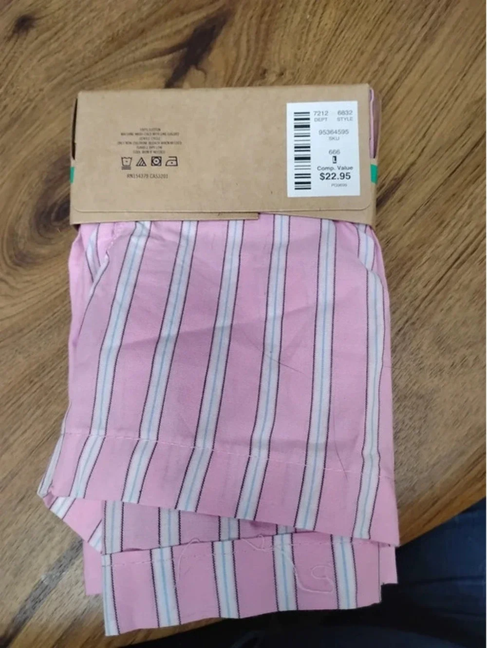 Aéropostale Woven Boxer Size L Pink and Blue Stripe NWT